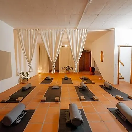 Nana House Ericeira - Yoga & Surf Mafra
