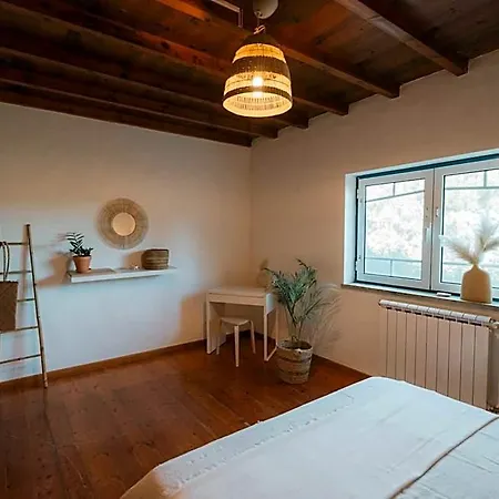 Nana House Ericeira - Yoga & Surf Szálloda