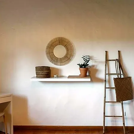Nana House Ericeira - Yoga & Surf Hotel *